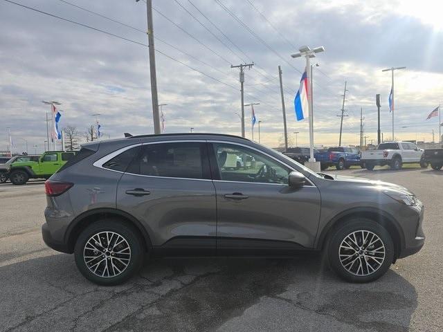 new 2025 Ford Escape car, priced at $39,554