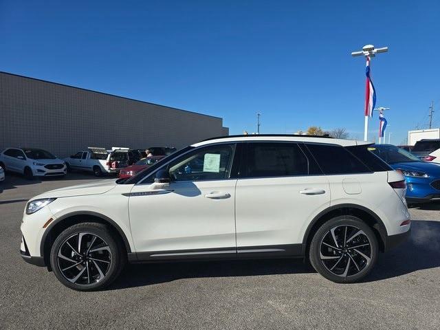 new 2025 Lincoln Corsair car, priced at $52,630