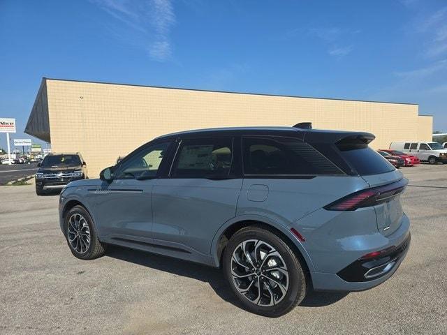 new 2025 Lincoln Nautilus car, priced at $65,420