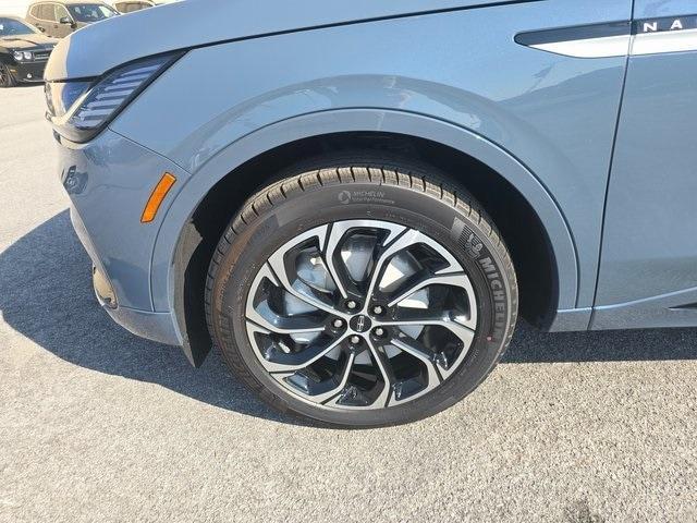 new 2025 Lincoln Nautilus car, priced at $65,420