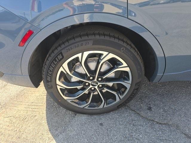 new 2025 Lincoln Nautilus car, priced at $65,420