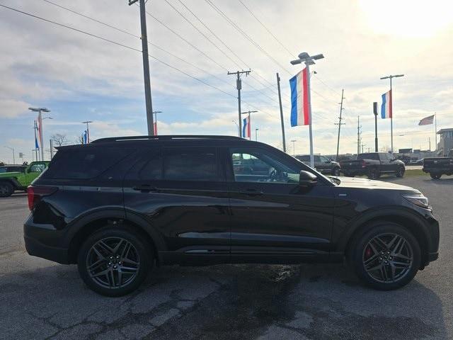 new 2025 Ford Explorer car, priced at $51,990