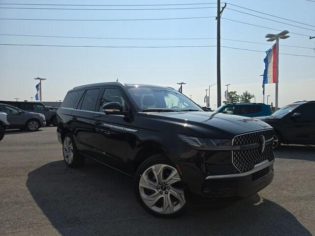 new 2025 Lincoln Navigator car, priced at $105,740