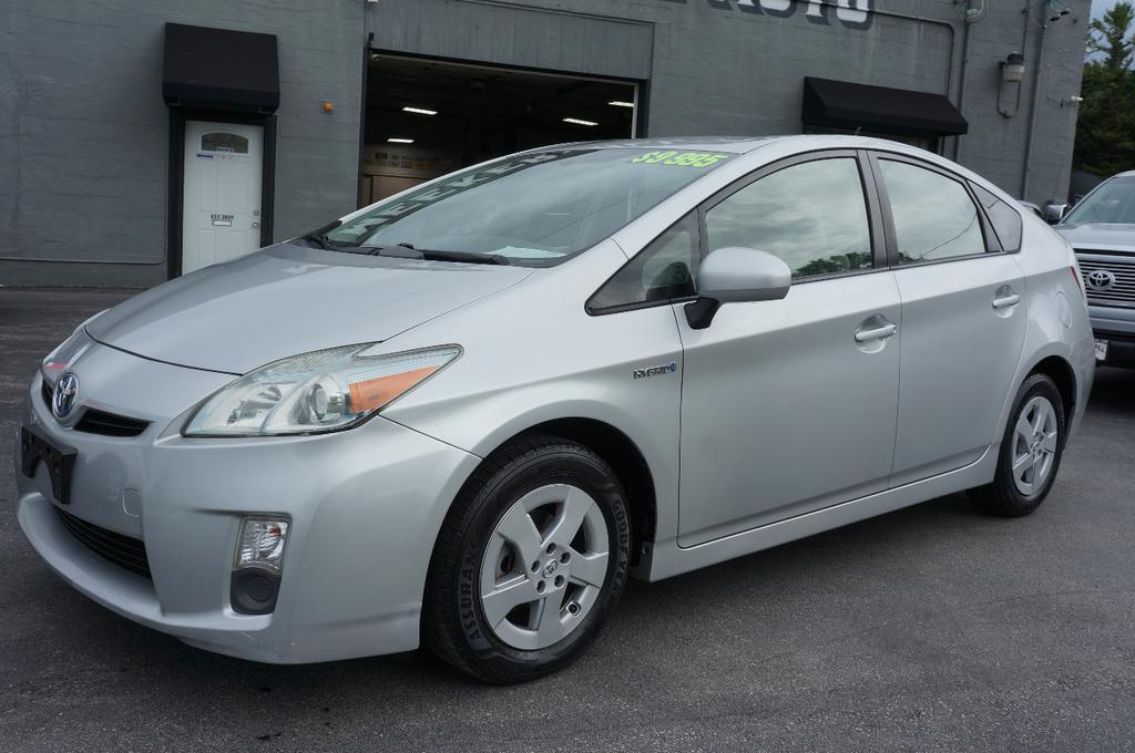 used 2010 Toyota Prius car, priced at $9,995
