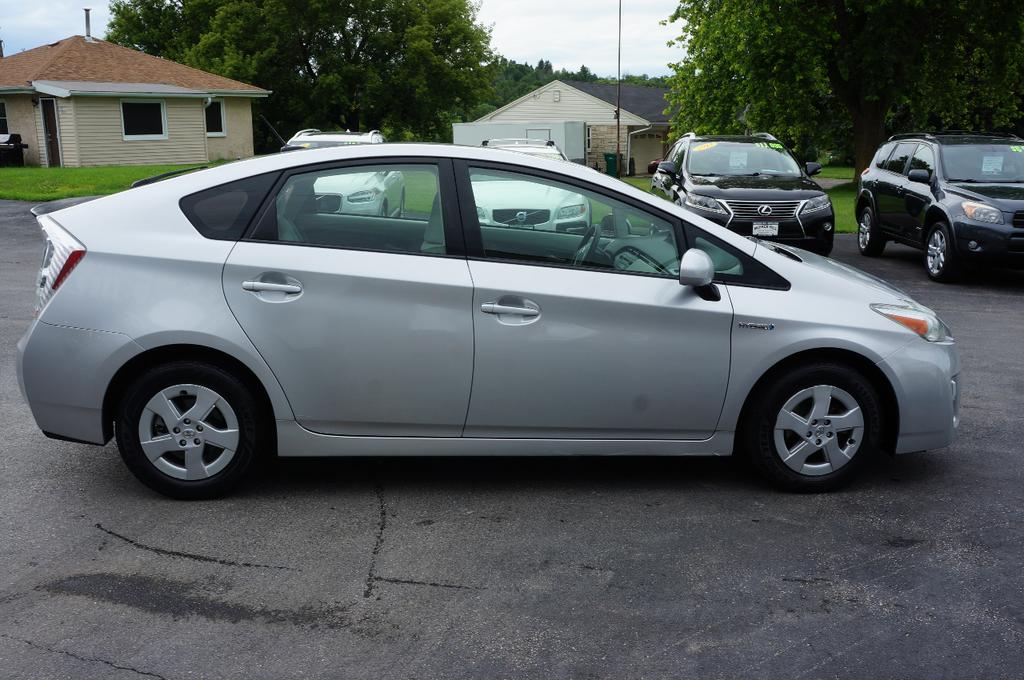 used 2010 Toyota Prius car, priced at $9,995