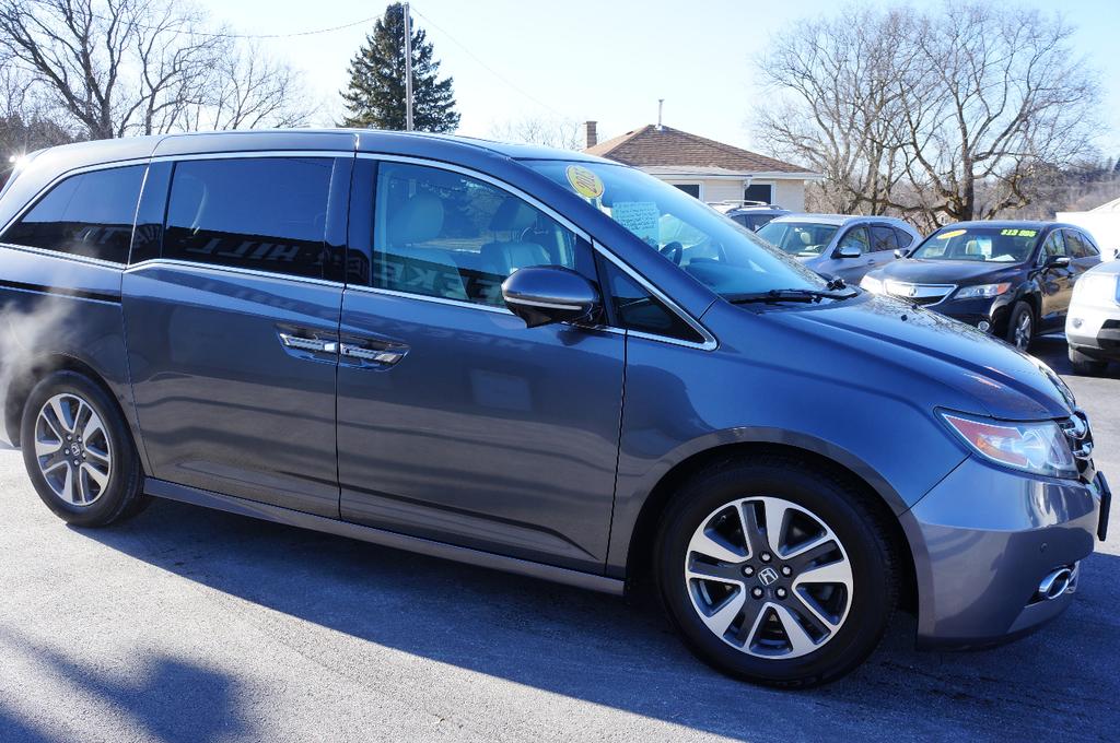 used 2015 Honda Odyssey car, priced at $12,995