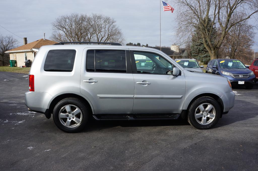 used 2011 Honda Pilot car, priced at $12,995