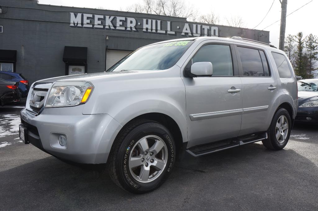 used 2011 Honda Pilot car, priced at $12,995