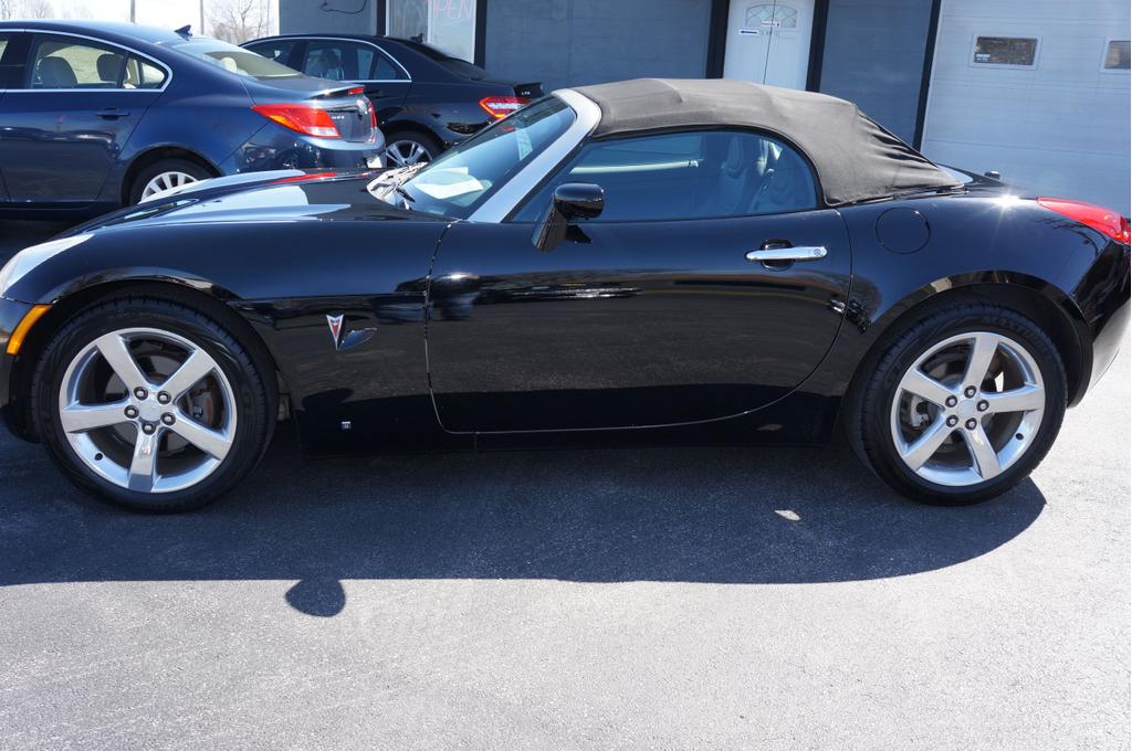 used 2006 Pontiac Solstice car, priced at $11,950