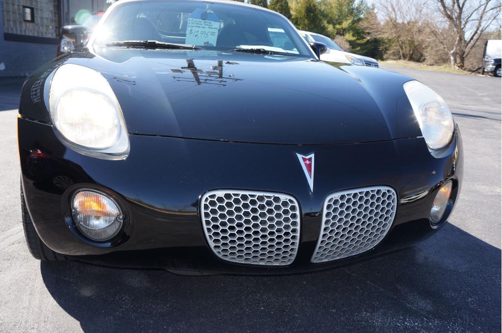 used 2006 Pontiac Solstice car, priced at $11,950