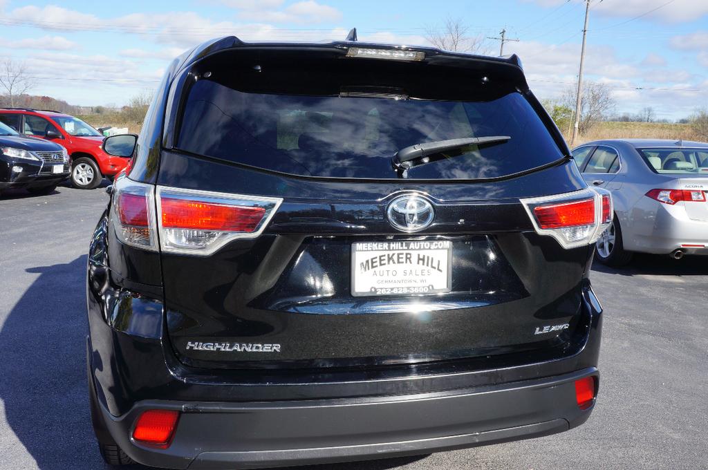 used 2015 Toyota Highlander car, priced at $15,995