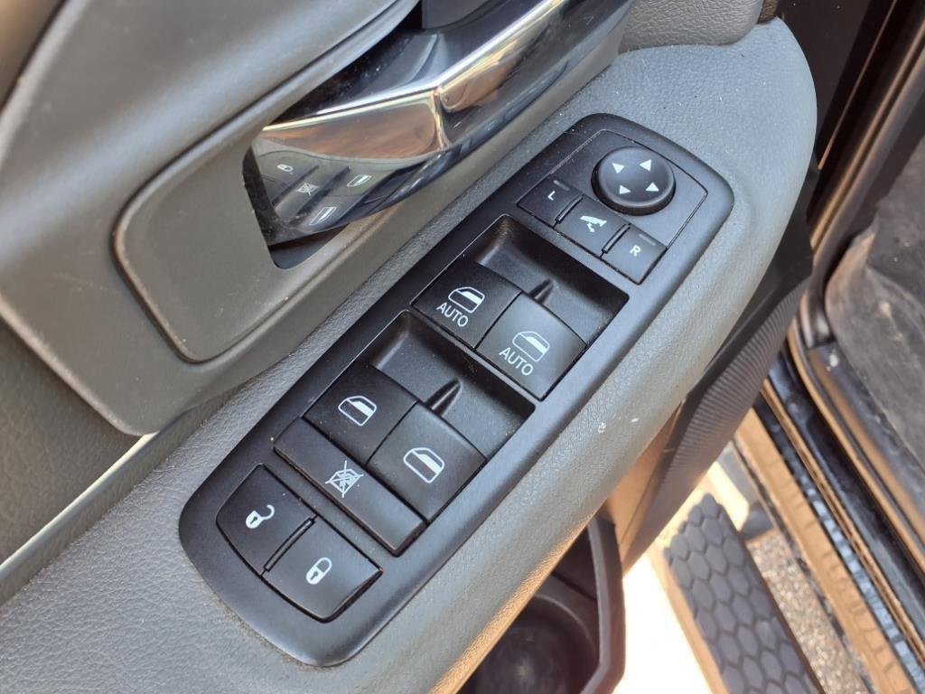 used 2019 Ram 1500 Classic car, priced at $20,550