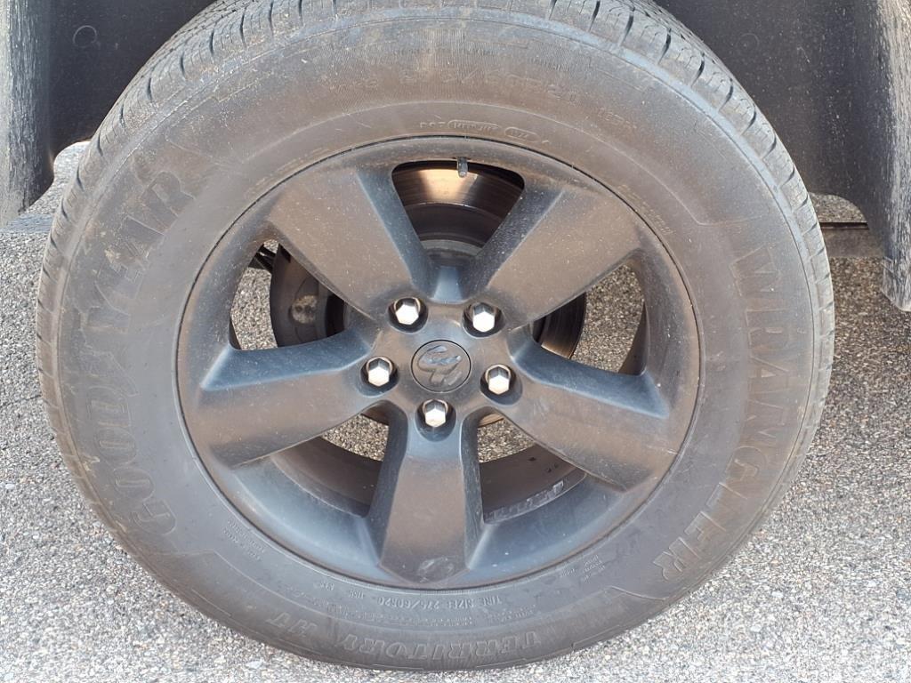 used 2019 Ram 1500 Classic car, priced at $20,550