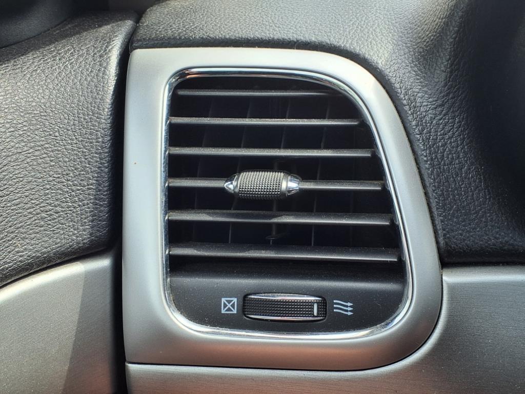 used 2013 Jeep Grand Cherokee car, priced at $5,450