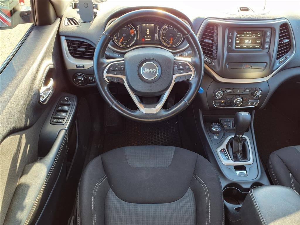 used 2016 Jeep Cherokee car, priced at $9,550