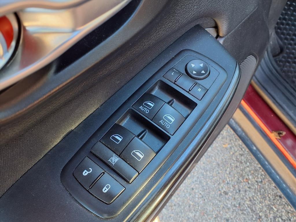 used 2016 Jeep Cherokee car, priced at $9,550