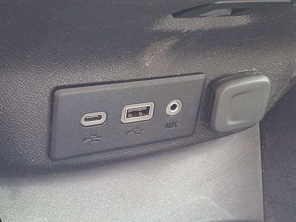 used 2021 Chevrolet Malibu car, priced at $18,450