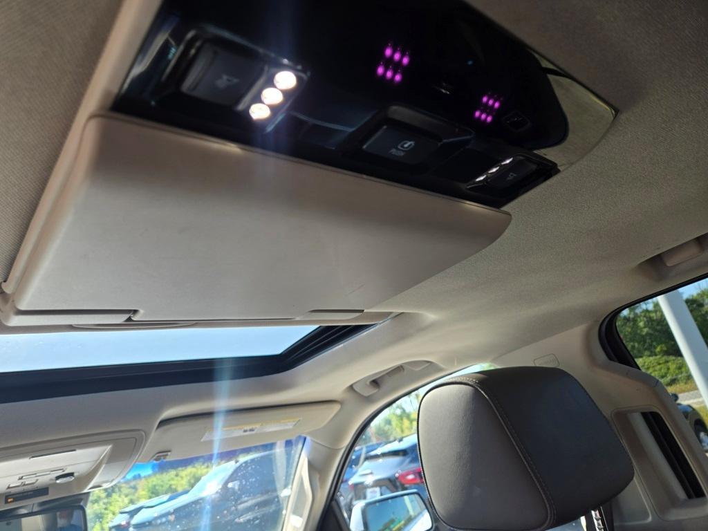 used 2017 GMC Yukon XL car, priced at $24,550