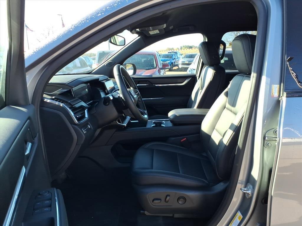 used 2024 GMC Acadia car, priced at $36,450