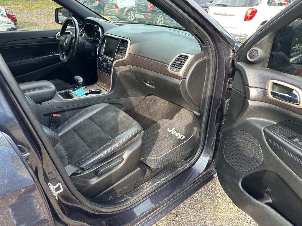 used 2015 Jeep Grand Cherokee car, priced at $14,050