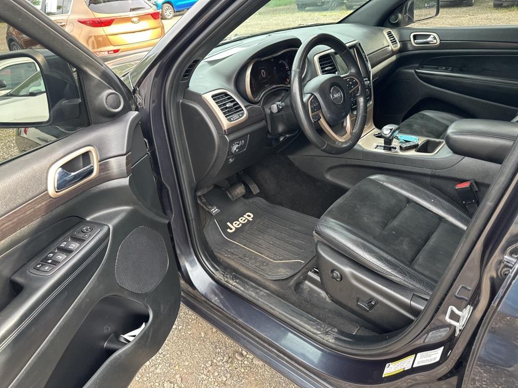 used 2015 Jeep Grand Cherokee car, priced at $14,050