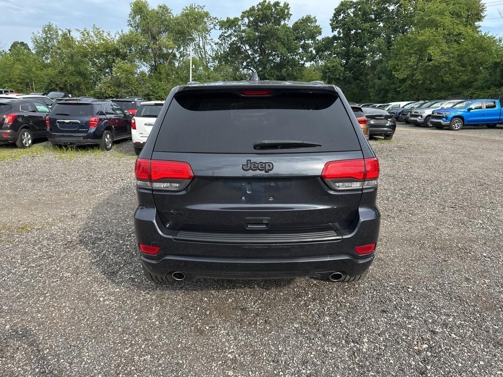 used 2015 Jeep Grand Cherokee car, priced at $14,050