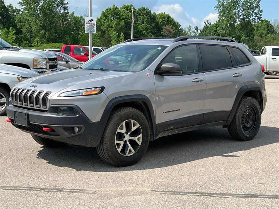 used 2018 Jeep Cherokee car, priced at $16,550