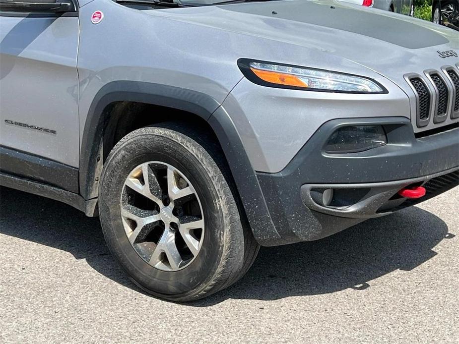 used 2018 Jeep Cherokee car, priced at $16,550