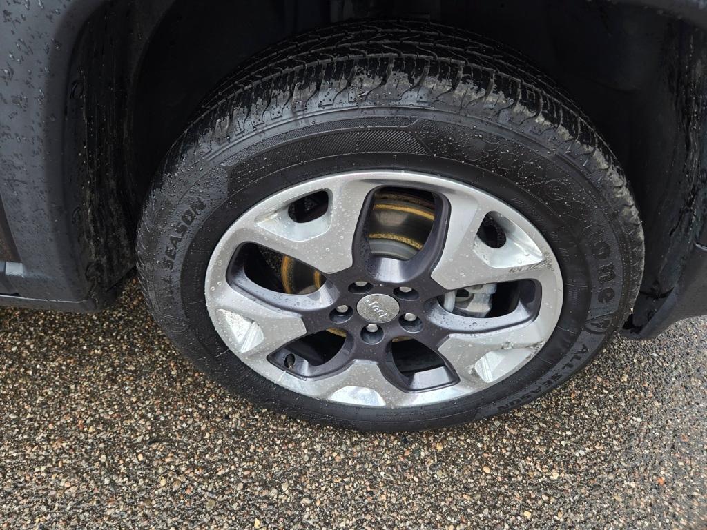 used 2021 Jeep Compass car, priced at $12,850