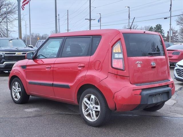 used 2010 Kia Soul car, priced at $3,750