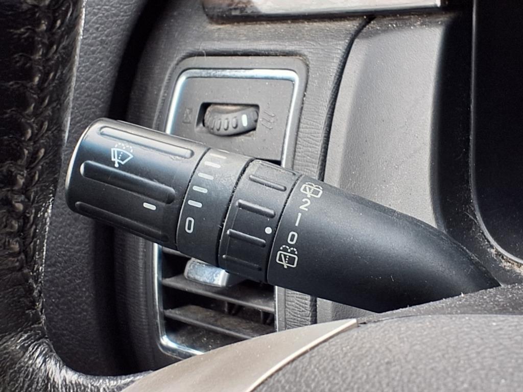 used 2013 Ford Flex car, priced at $2,250
