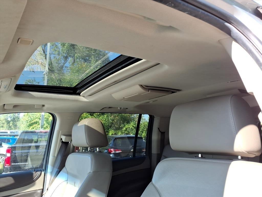 used 2020 Chevrolet Suburban car, priced at $26,750