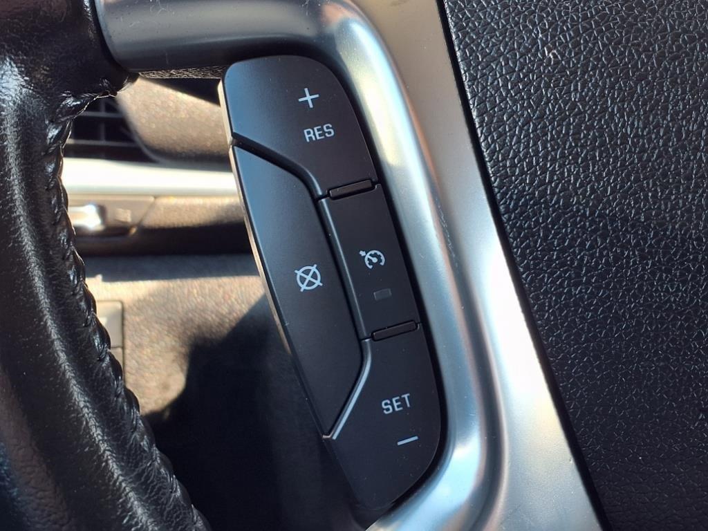 used 2014 Chevrolet Traverse car, priced at $10,950