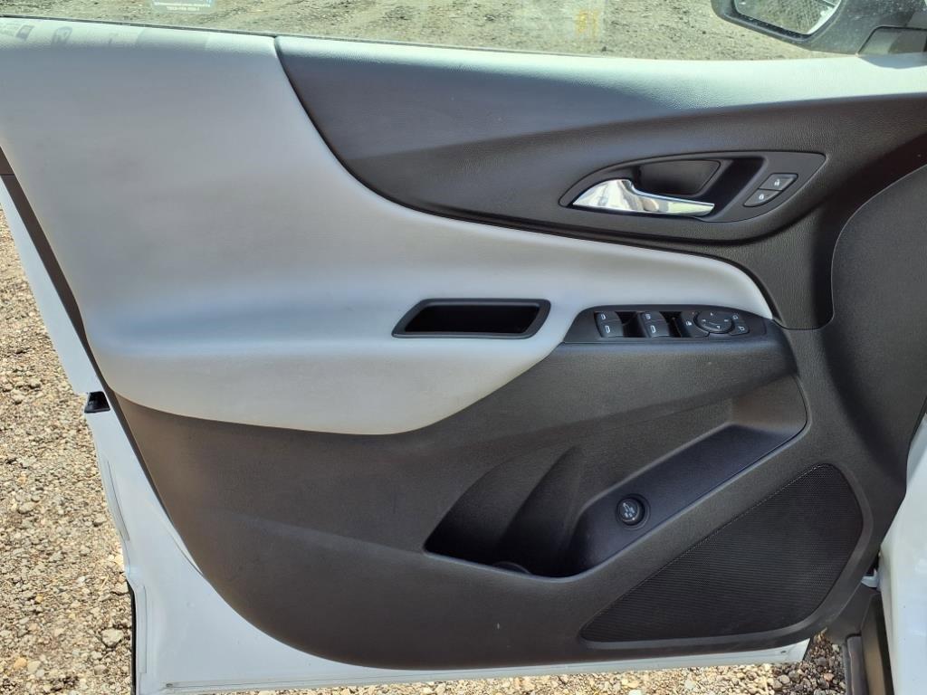 used 2021 Chevrolet Equinox car, priced at $18,350