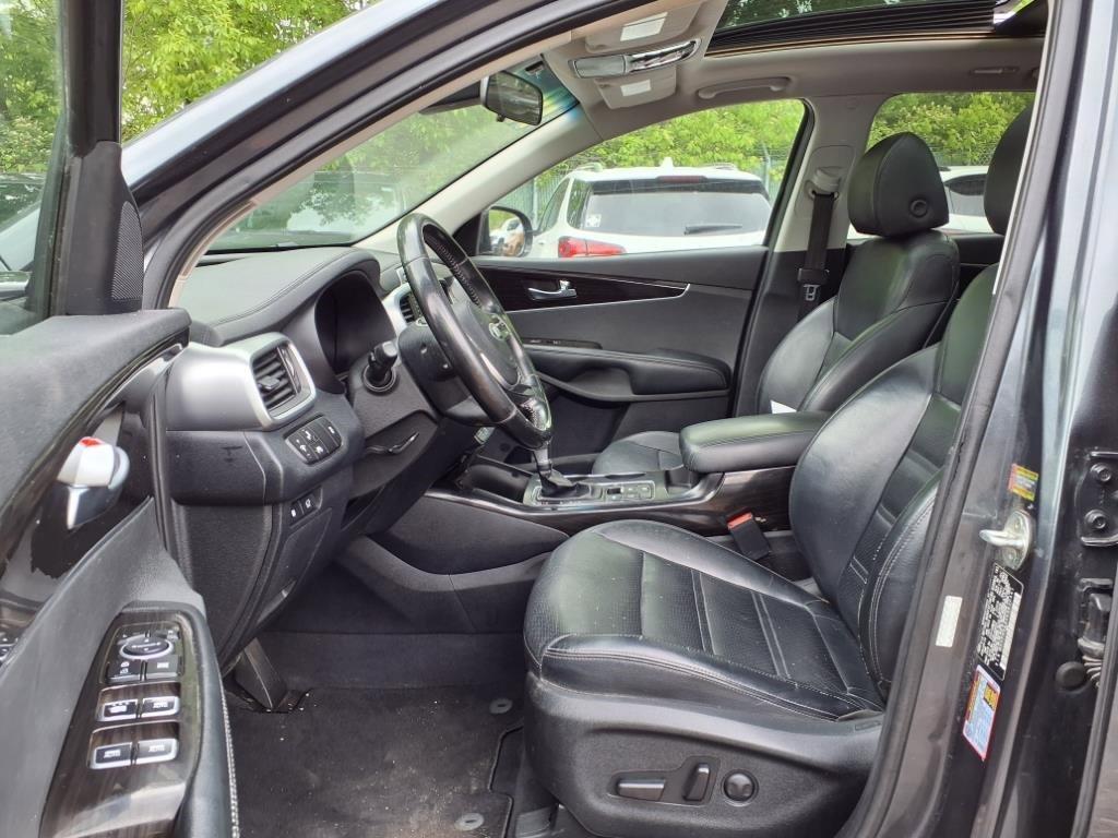 used 2019 Kia Sorento car, priced at $15,250