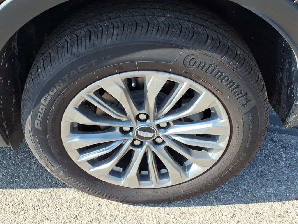 used 2025 Cadillac XT4 car, priced at $34,950
