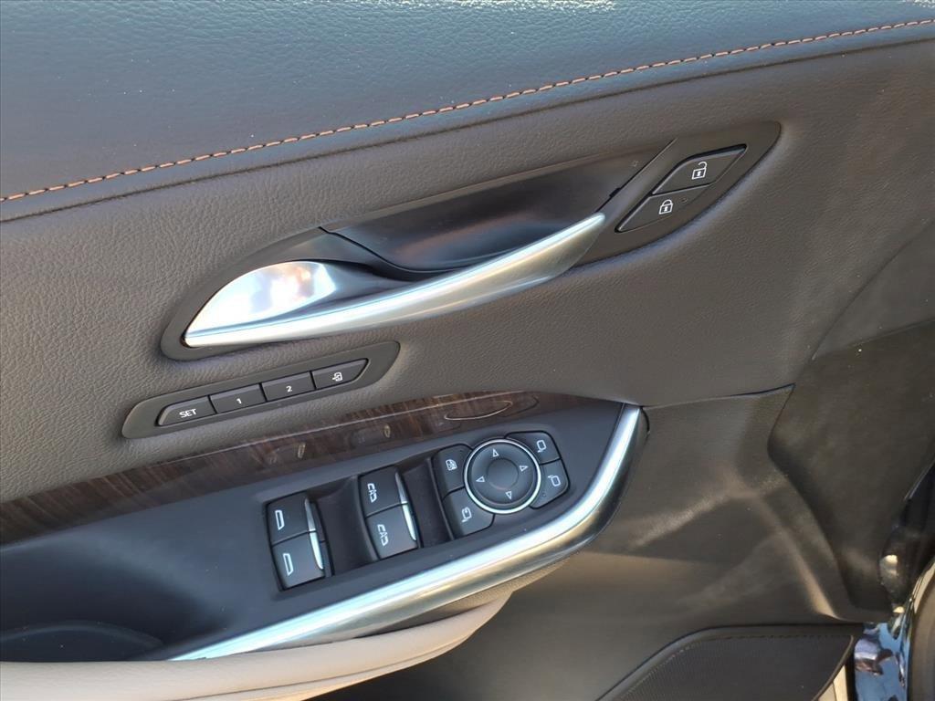 used 2025 Cadillac XT4 car, priced at $34,950