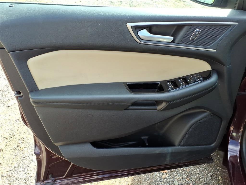 used 2020 Ford Edge car, priced at $15,550