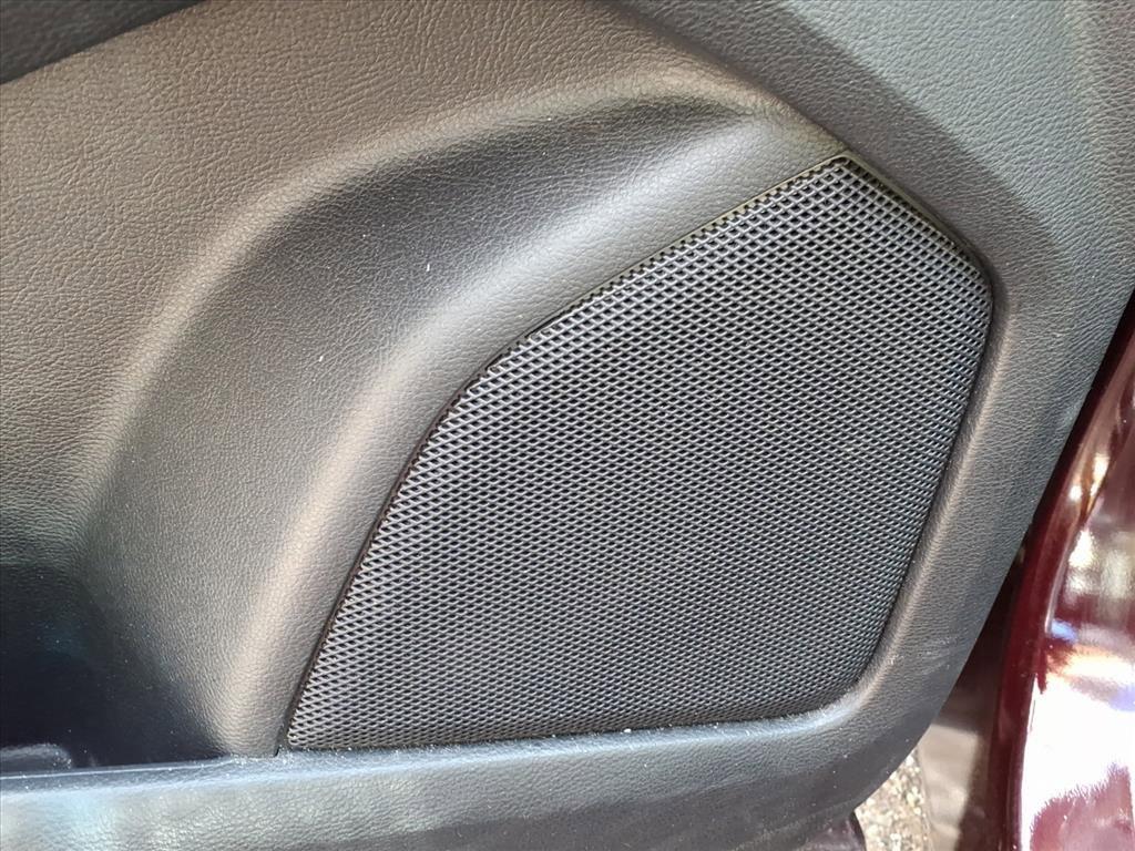 used 2020 Ford Edge car, priced at $15,550