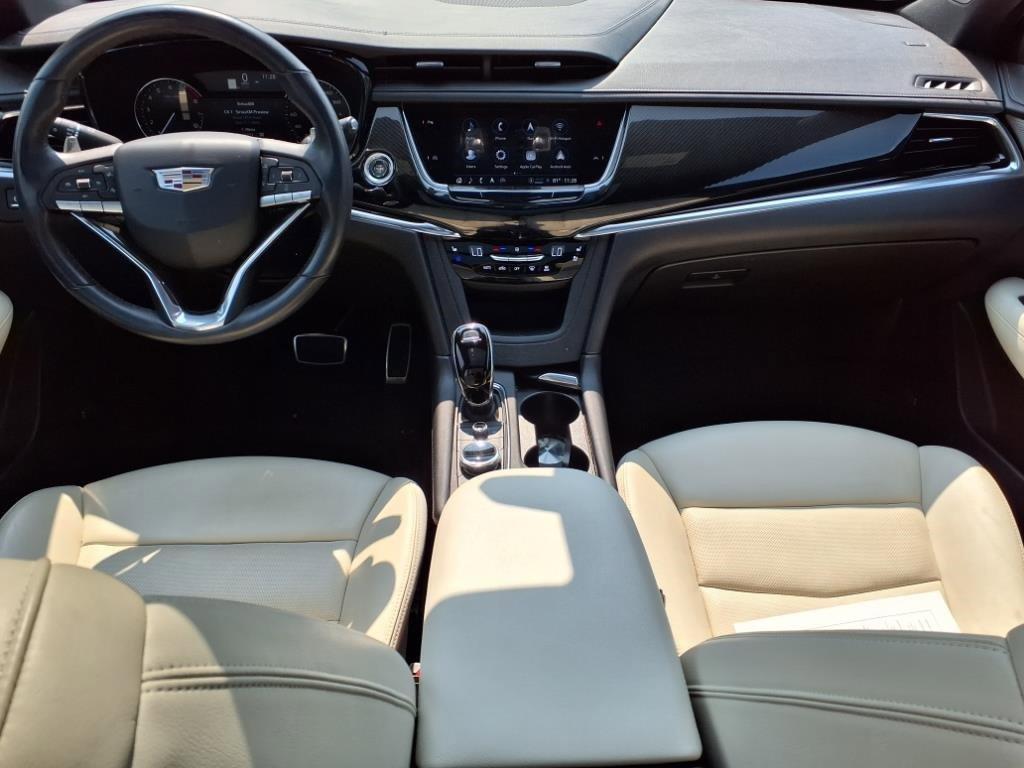 used 2021 Cadillac XT6 car, priced at $34,195