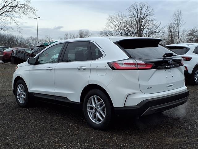 used 2024 Ford Edge car, priced at $29,550