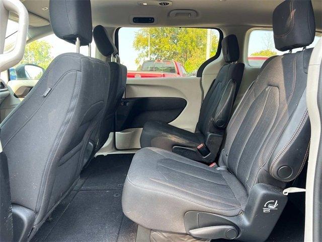 used 2019 Chrysler Pacifica car, priced at $11,750