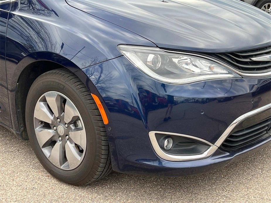 used 2017 Chrysler Pacifica Hybrid car, priced at $20,950