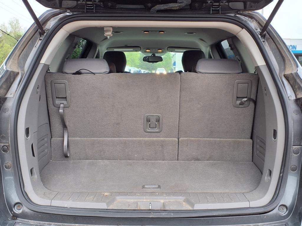 used 2014 Chevrolet Traverse car, priced at $7,150