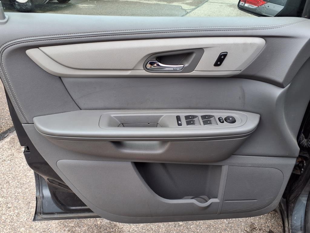 used 2014 Chevrolet Traverse car, priced at $7,150