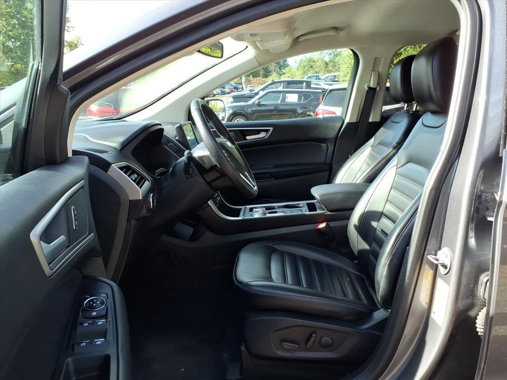 used 2024 Ford Edge car, priced at $23,950