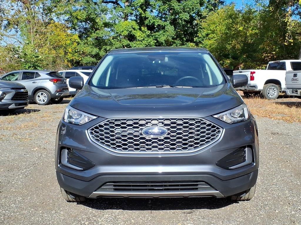 used 2024 Ford Edge car, priced at $23,950