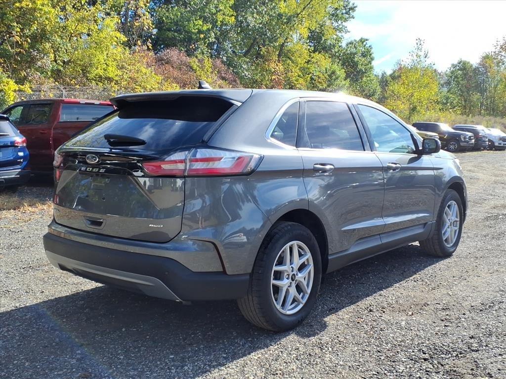 used 2024 Ford Edge car, priced at $23,950
