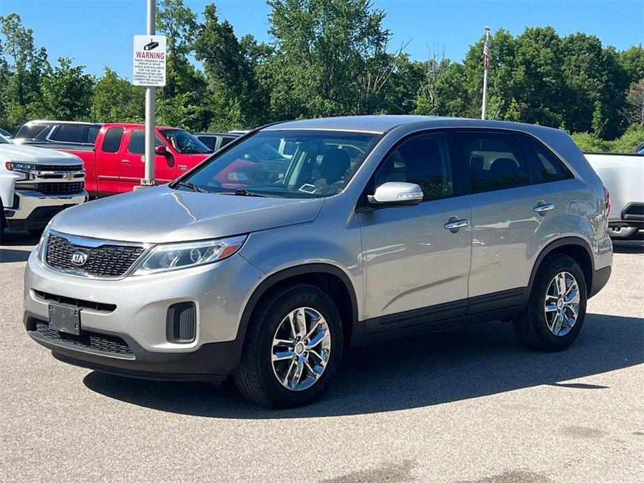 used 2014 Kia Sorento car, priced at $10,250