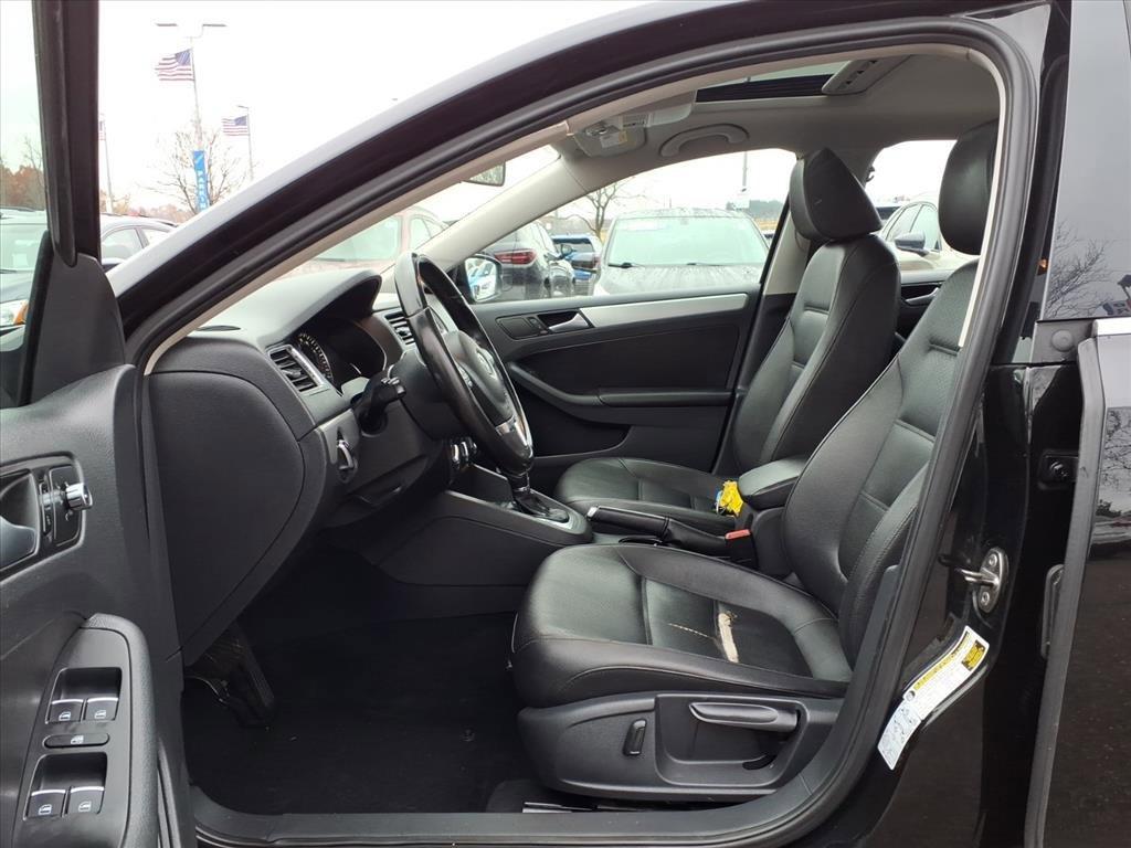 used 2014 Volkswagen Jetta car, priced at $5,650